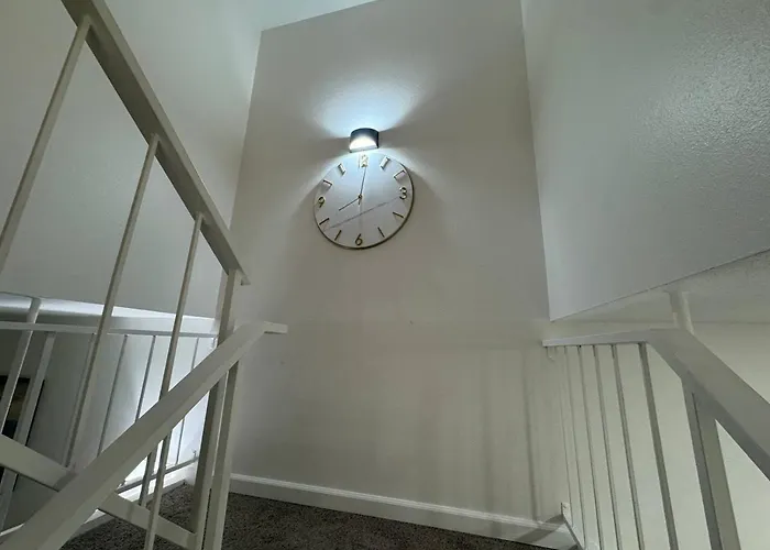 4br Luxury, Walk To Old Town, Arcade, Pool, 12 Guests Holiday home