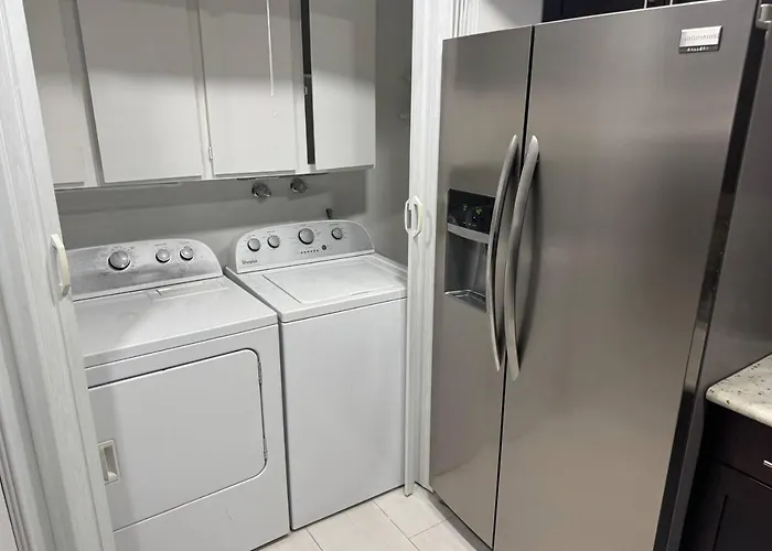 Holiday home 4br Luxury, Walk To Old Town, Arcade, Pool, 12 Guests Scottsdale